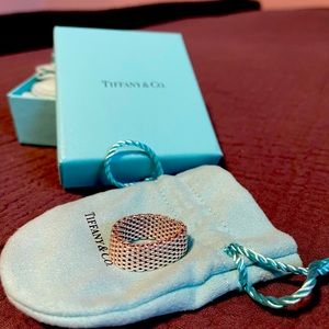 Tiffany & Co Mesh Ring - (flexible band style) size 8 1/2